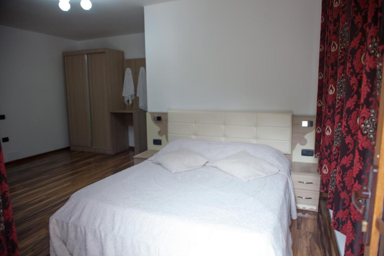 Hotel Fusha E Gjese Валбона Екстериор снимка